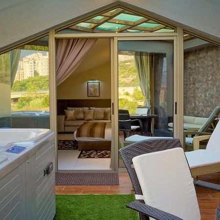 Hotel Xperience Джуния Екстериор снимка