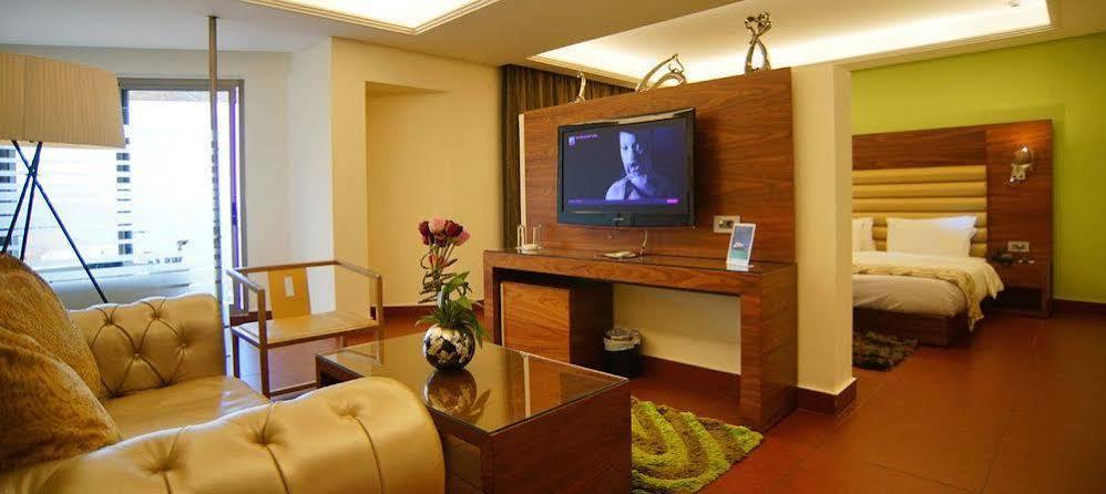 Hotel Xperience Джуния Екстериор снимка