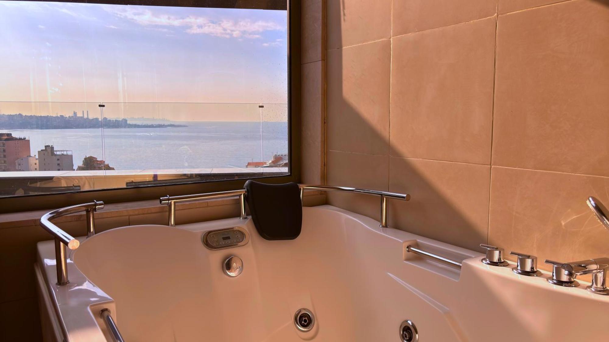 Hotel Xperience Джуния Екстериор снимка