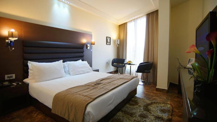 Hotel Xperience Джуния Екстериор снимка