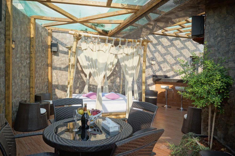 Hotel Xperience Джуния Екстериор снимка